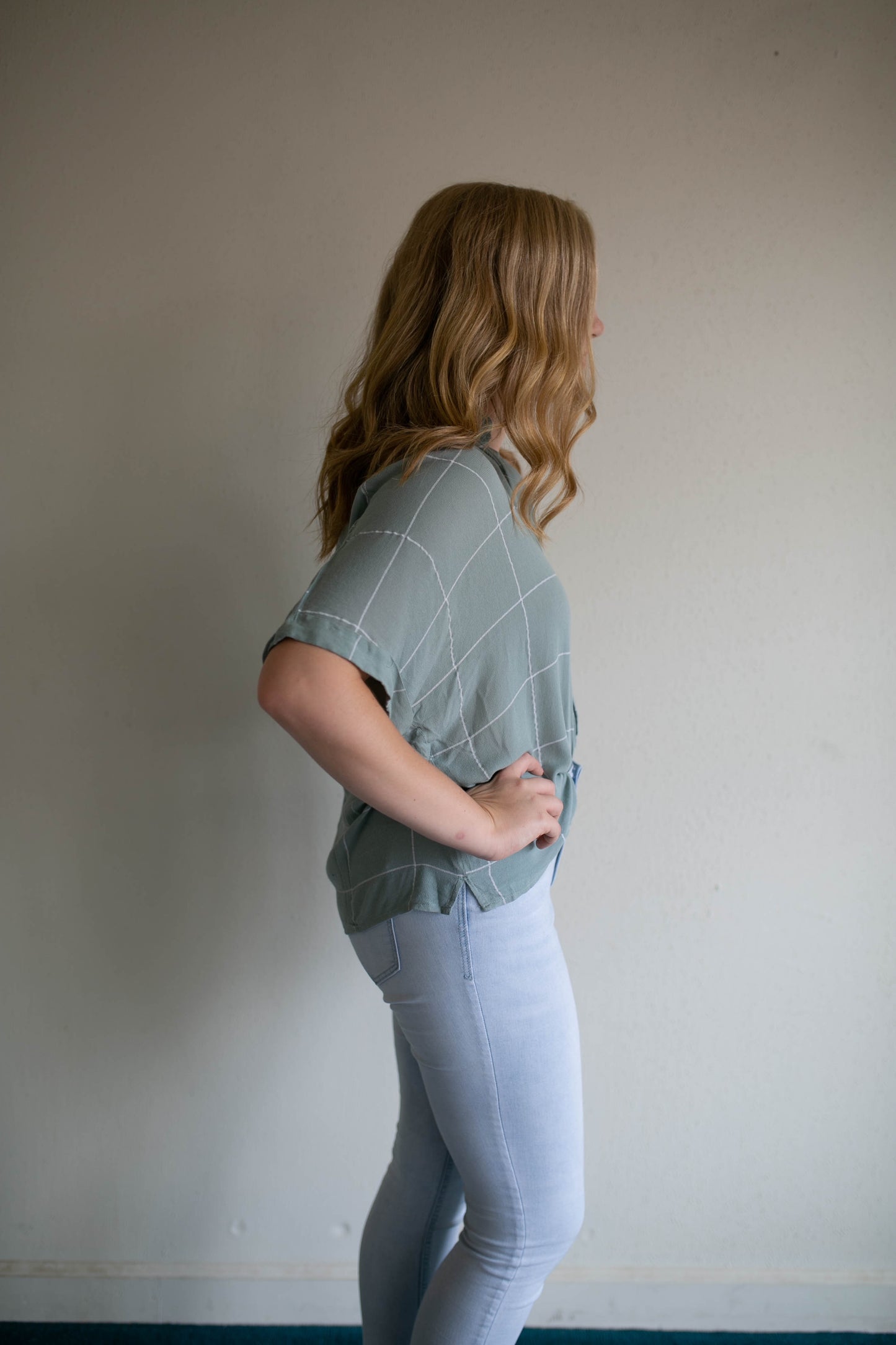 green box button up